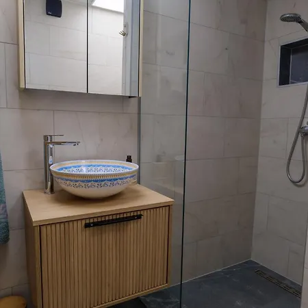 Apartma Apartma 63a *