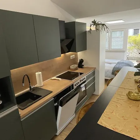Apartma 63a