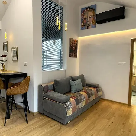 Apartma 63a